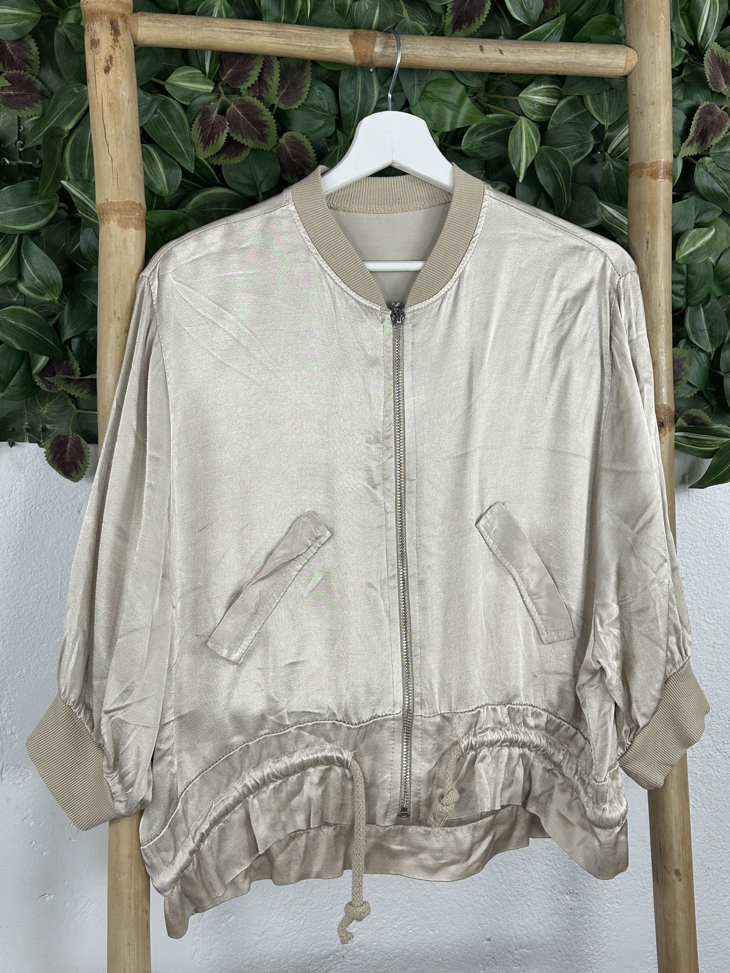 BOMBER SATINADA CORDÓN - Image 8