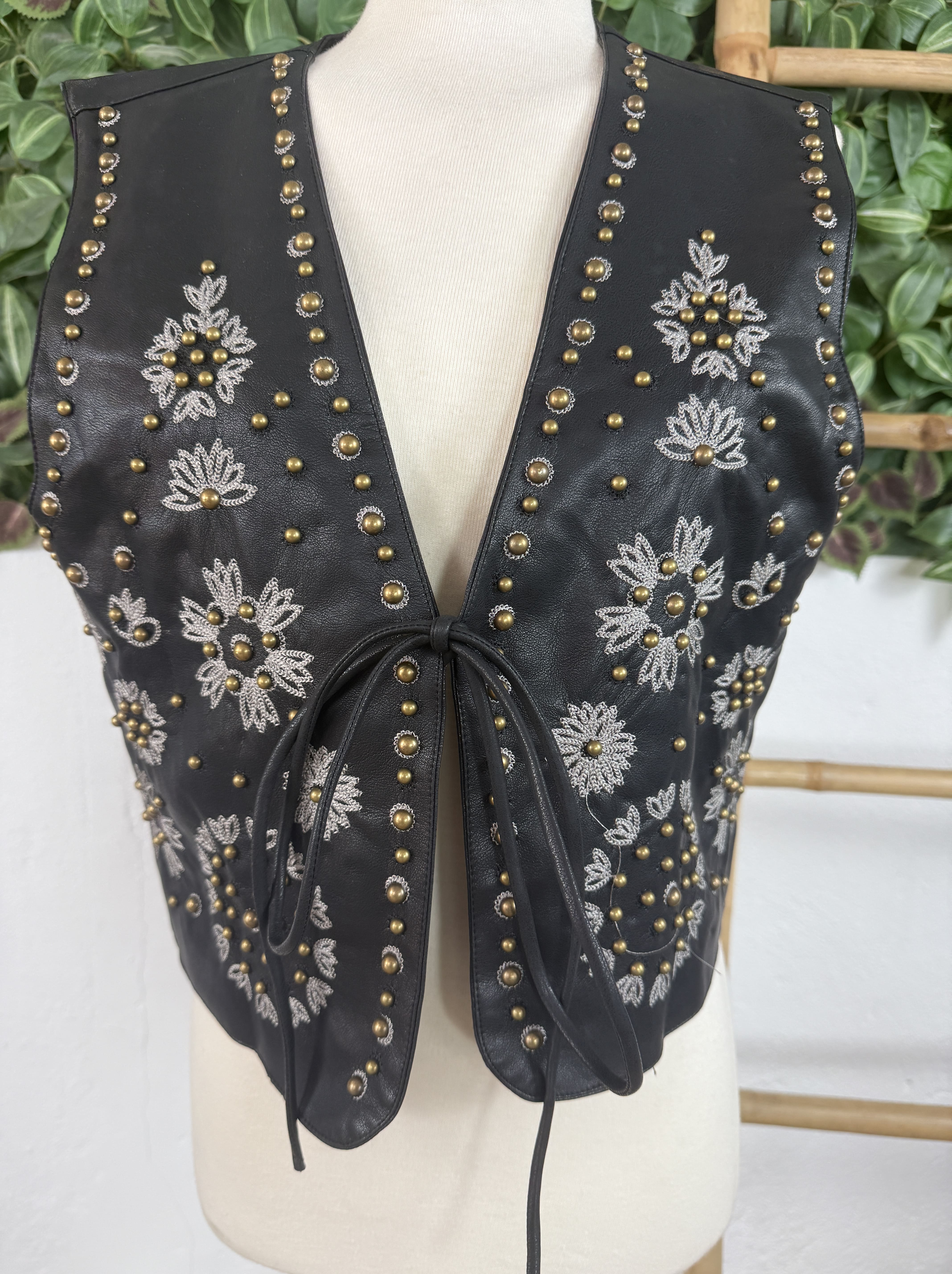 CHALECO TACHUELAS - Image 6
