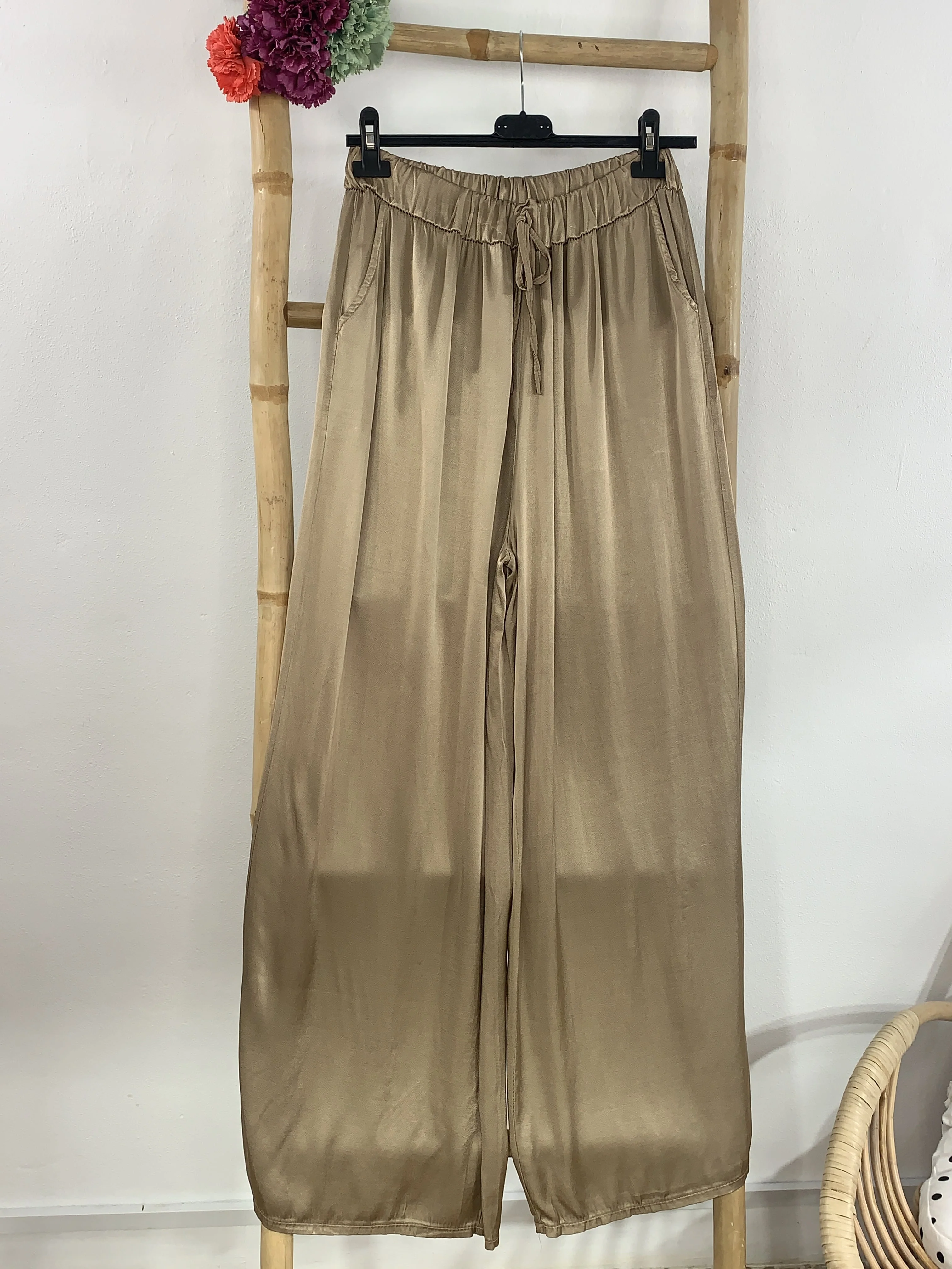 PANTALÓN CURVY ARIANA - Image 5